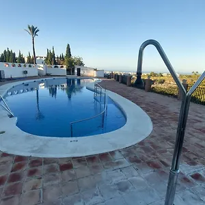  Apartamento En Urb. Residencial 2 4 Per.